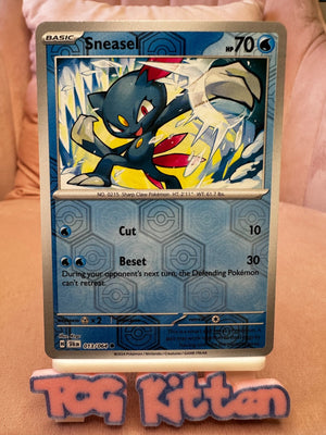 Sneasel 013/064 Reverse Holo Shrouded Fable SFA Pokemon Card NM TCGKITTEN